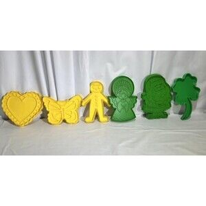 6 Vintage 1977 Halmark cookie cutters Heart, Butterfly, Gingerbread,Angel, Santa